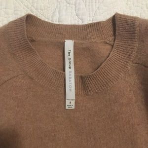 The Group by Babaton
LUXE CASHMERE CREW